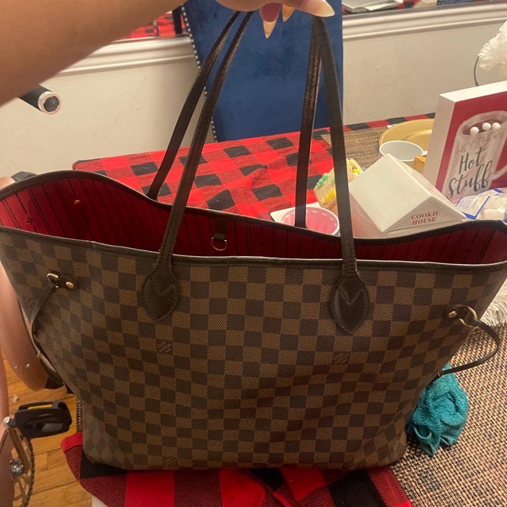 Louis Vuitton purse